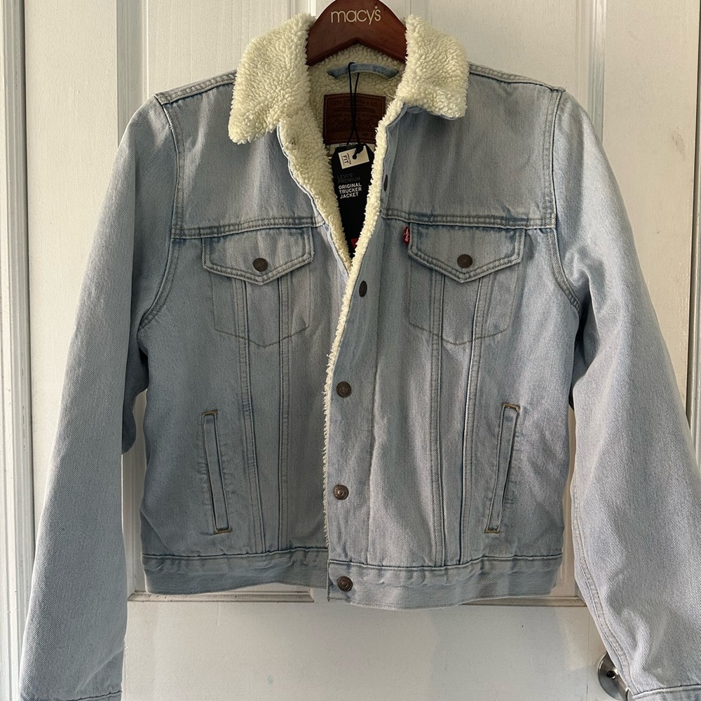 NWT Levi's Premium Sherpa Lined Denim Trucker Jacket